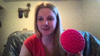 Cellulite Massager Brush Mitt Review [upl. by Geoffry]