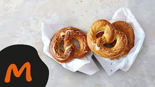 Bretzel – Recette Migusto [upl. by Anaujit]